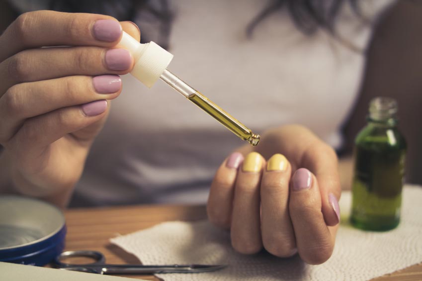 Brighten yellow, stained nails with home remedies - THE INDIAN SPOT