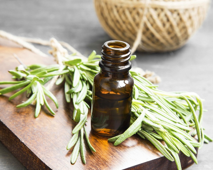 5 Essential Oils You'll Desperately Need This Summer