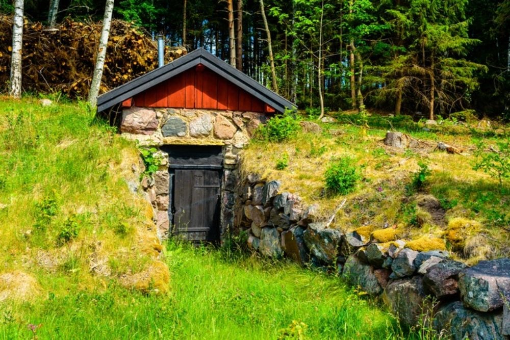 How To Build Your Own Root Cellar The Total Guide