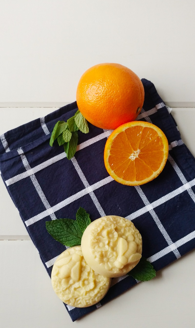 Homemade Revitalizing & Moisturizing Citrus-Mint Lotion Bars