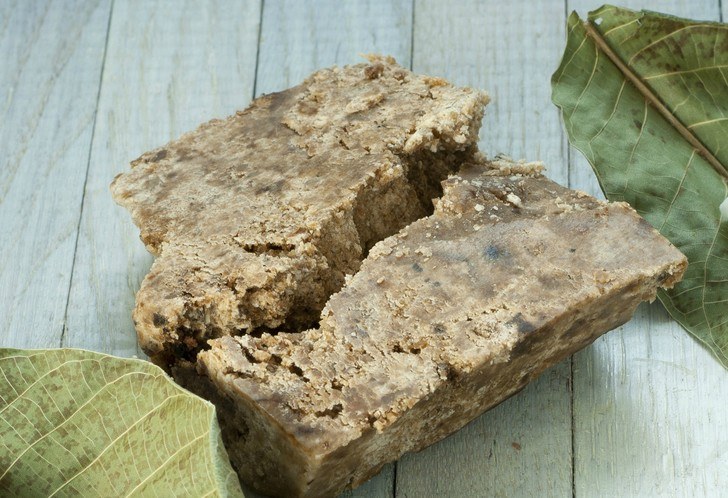 10 Beauty Benefits Of African Black Soap