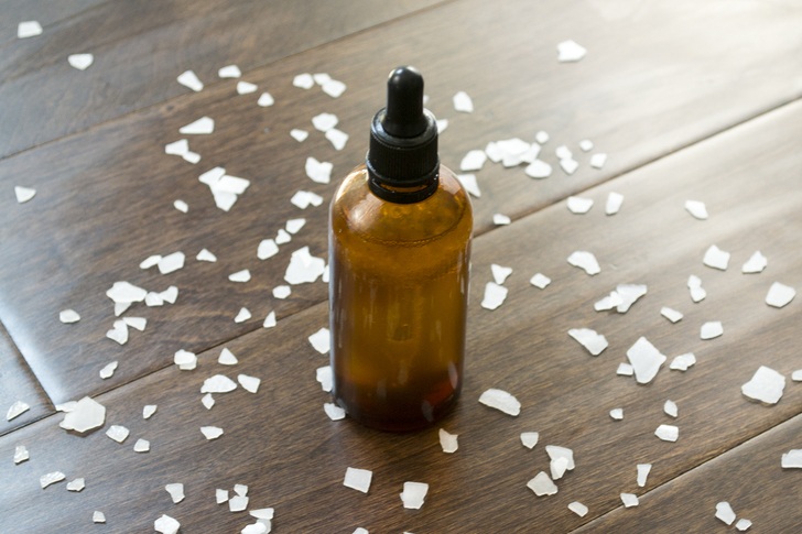 DIY Magnesium Oil To Ease Anxiety, Improve Sleep, Soothe Sore Muscles & More