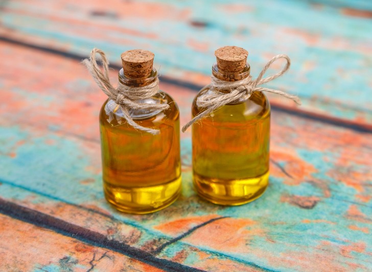8 Reasons You Should Add Mongongo Oil To Your Beauty Regime