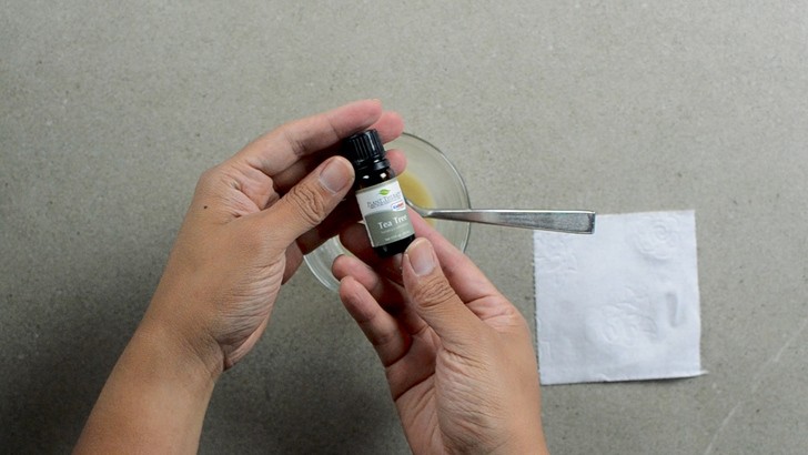 5 Minute DIY Pore Strips To Remove Blackheads