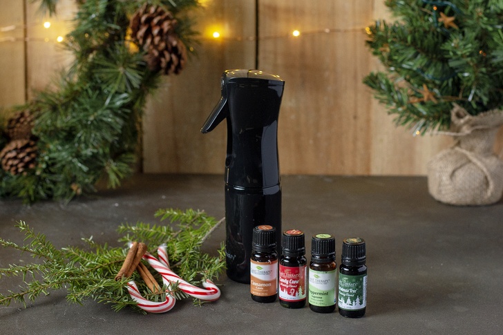 3 Christmas Scented Room Spray Recipes