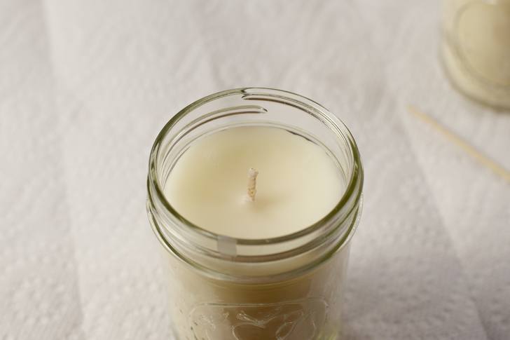 How To Make Your Own Natural Beeswax Candles