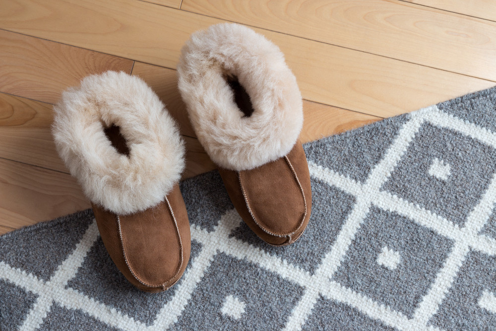 Cold Weather Rugs 18 Cold Weather Hacks To Keep You Warm & Reduce Bills