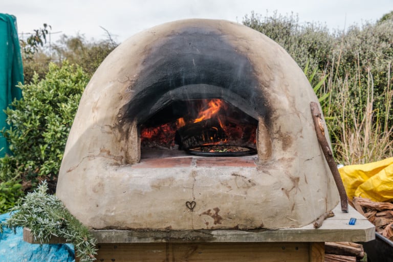 How To Make & Bake With An Earth Oven